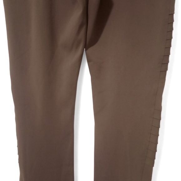 ATHLETA Moto Zip Delancy Tight Sculptek UPF 50+ Stretch Pockets Legging Taupe - Picture 10 of 12